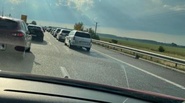 foto exclusiv cozi kilometrice pe a2 sensul catre bucuresti lucrarile dau peste cap traficul
