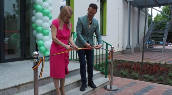 o noua cresa inaugurata primarul robert negoita pregatim un amplu proiect pentru scolile din sectorul 3
