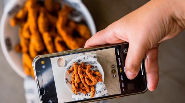 digitalizarea agriculturii chesnoiu avem solutia romanii pot scana produsele cu telefonul si pot afla informatii despre producatori