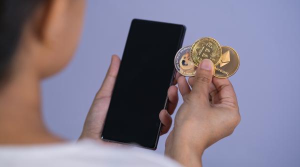 zelenski vrea bitcoin pentru apararea tarii ucraina a primit ajutoare de zeci de milioane de euro in criptomonede