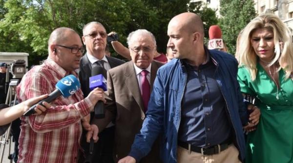 ion iliescu ar ramane fara titlul de revolutionar presedintele ascociatiei 21 decembrie 1989 in sfarsit s a facut dreptate