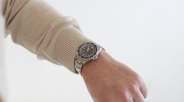 ceas rolex purtat de un prizonier britanic in timpul marii evadari din 1944 vandut cu 189 000 de dolari poveste de viata impresionanta