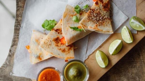 quesadilla de vara o optiune foarte buna si gustoasa pentru mesele cu familia si prietenii reteta unui bucatar celebru