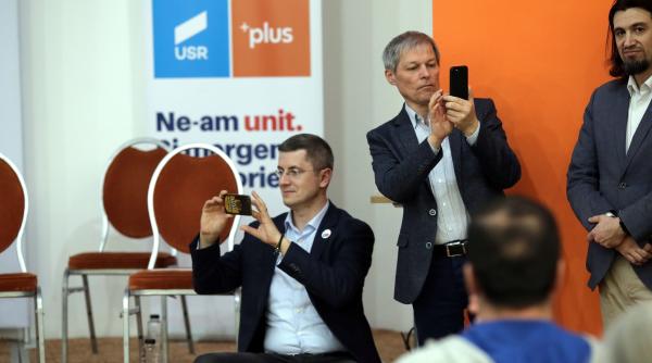 ce le a lipsit celor de la usr plus astfel incat si au luat bagajele si au plecat pe drumuri separate