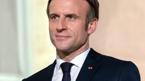 emnuemal macron este asteptat maine in romania