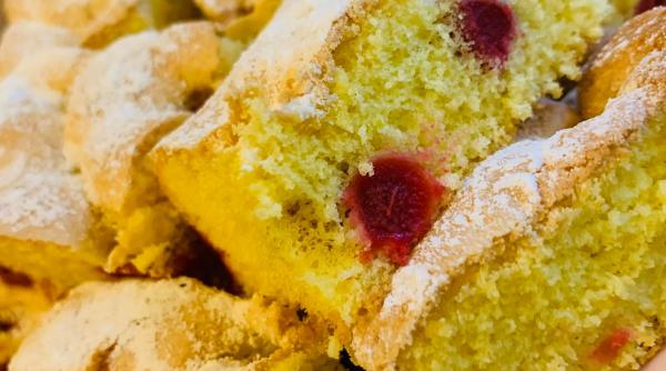 pandispan cu visine reteta vedeta a momentului