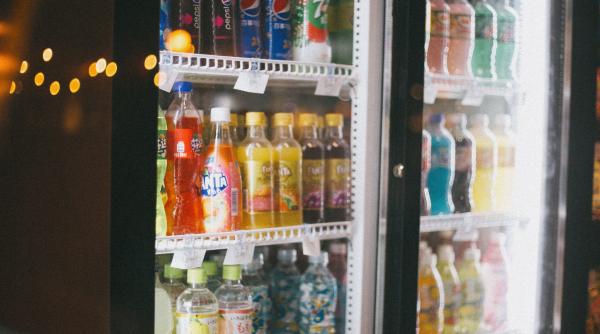 producatorii de bauturi racoritoare revoltati de un tva de 19prc valcu spun ca sunt produse de baza totusi nu cere nimeni in rugaciune energizantul nostru cel de toate zilele