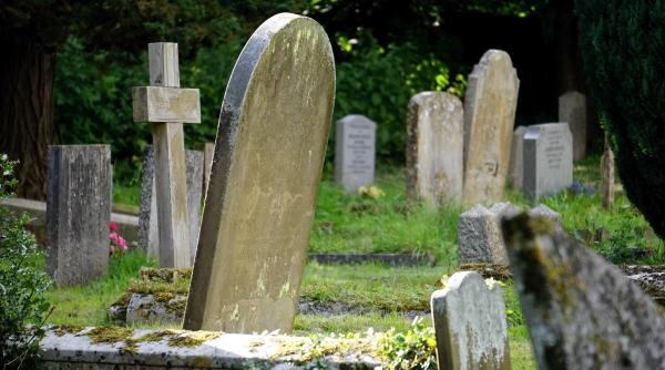 de ce mor oamenii in somn explicatiile expertilor in domeniu