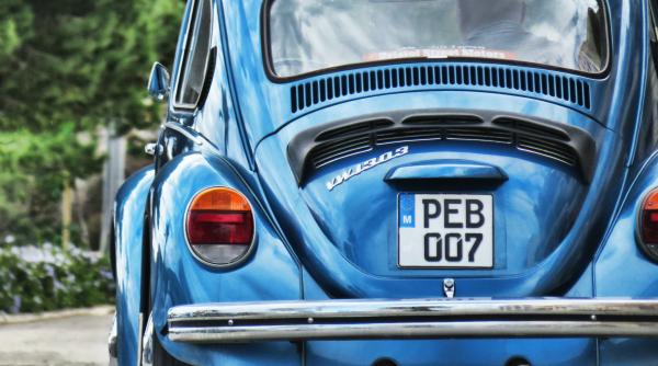 o companie germana readuce la viata beetle ul celor de la volkswagen cum arata si cat costa foto