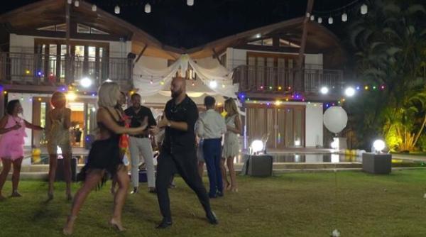 concurentii de la insula iubirii decizie radicala inainte de ultimul bonfire trairi intense si dramatice