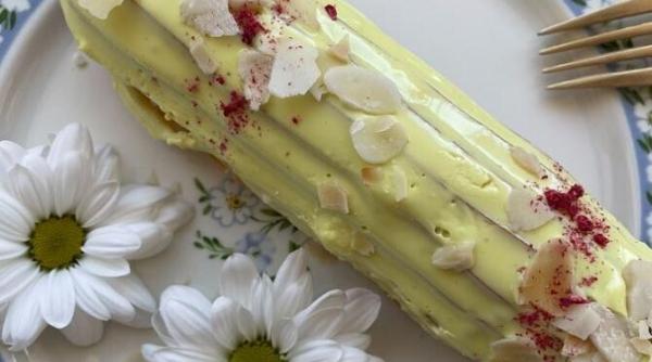 desert cu fistic hitul delicios al acestei veri usor si rapid de facut