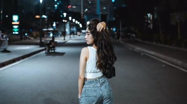 vrei sa ti creasca parul rapid adaugati acest ulei in sampon