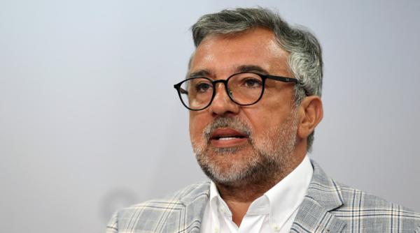 ministrul culturii fits un pol cultural al romaniei cam tot ce e mai bun in lume vine la sibiu