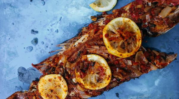 macrou la cuptor cu lamaie reteta delicioasa rapida si sanatoasa