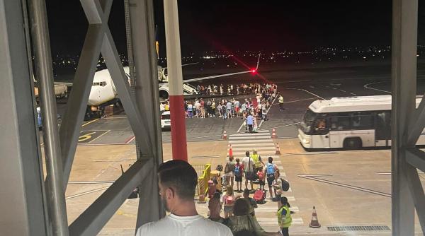 ryanair intarziere record elena cristian tarife de lux atitudine low cost