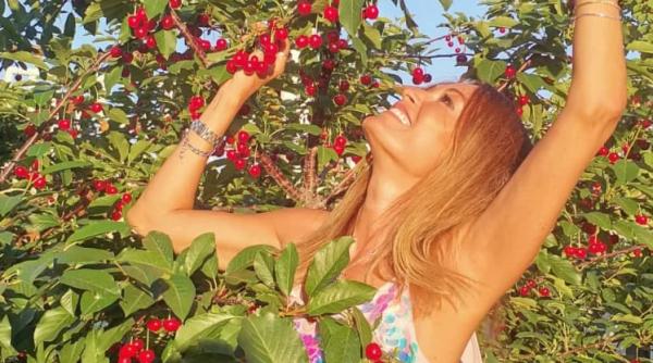 bautura miraculoasa cu care anca turcasiu se mentine tanara