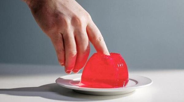 desertul care are zero calorii se prepara din doua ingrediente si arata ca o picatura de apa