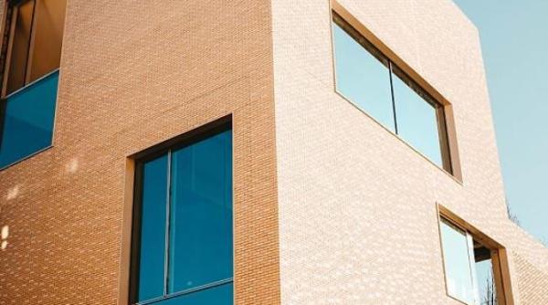 cu acest truc geamurile vor ramane curate chiar daca sunt spalate o data pe an vei fi multumit de rezultat