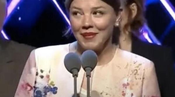 lia bugnar o demasca pe viorica voda dupa scena de la premiile gopo totul s a intamplat pe strada ca sa intelegeti totusi de ce n a cazut toata lumea in admiratie