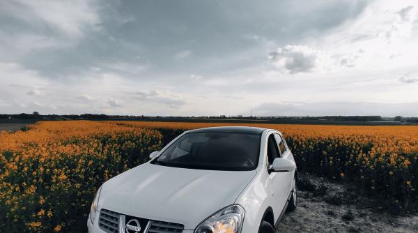 nissan opreste temporar productia in rusia