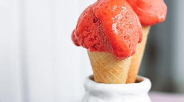 copiii vor adora aceasta inghetata de casa reteta usoara