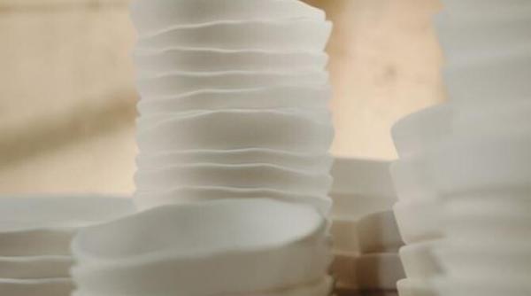 cum poti spala vasele murdare de grasime in apa rece ai nevoie doar de un singur produs din camara