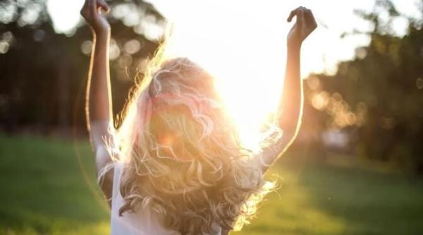 balsam natural de par preparat acasa trateaza varfurile despicate inmoaie si hidrateaza