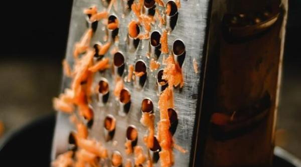 curata bine razatoarea cu aceasta metoda sigura toate reziduurile vor fi eliminate