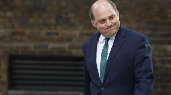 favoritii pentru ocuparea pozitiei de premier al marii britanii dupa plecarea lui boris johnson