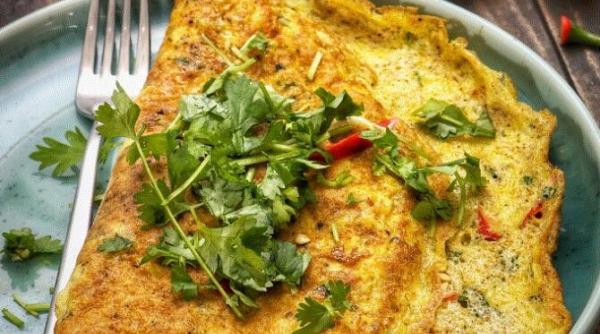 omleta usoara rapida si delicioasa ai nevoie de doua ingrediente la care nu te ai gandit