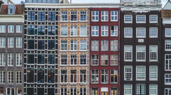 cea mai mare companie imobiliara din germania va reduce caldura la doar 17 c pe timpul noptii alte grupuri iau in considerare masuri similare