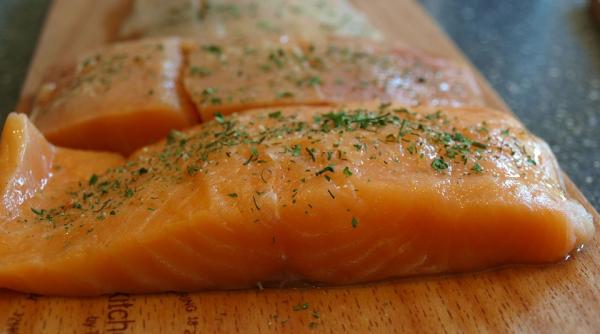 alerta alimentara somon retras de la vanzare cine l a cumparat este sfatuit sa il arunce a fost retras si un sortiment de inghetata