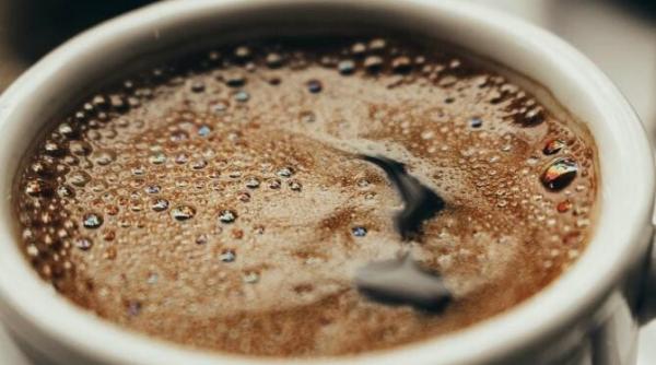 cafeaua reduce inflamatia organismului si protejeaza creierul