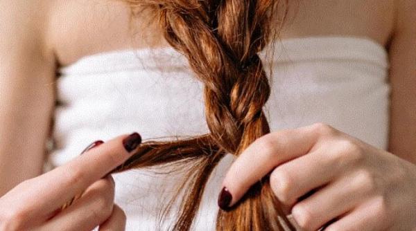 iti cade parul iata cateva remedii naturale eficiente impotriva acestei probleme