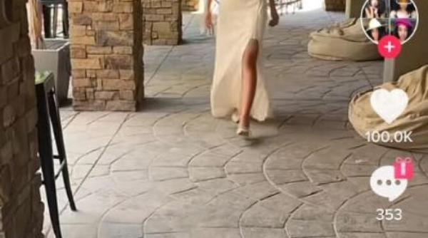 o mireasa a ales sa poarte la nunta sa o rochie de aproape 20 de lei toata tinuta a costat cat o iesire in oras