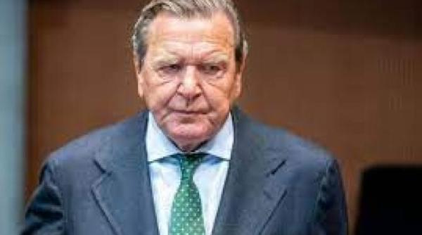 social democratii din germania urmeaza sa il excluda din partid pe fostul cancelar schr der prieten al lui putin