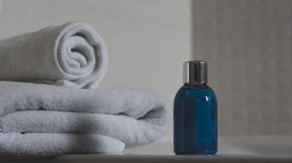 spala prosoapele albe fara a folosi detergent metoda japoneza care curata orice pata