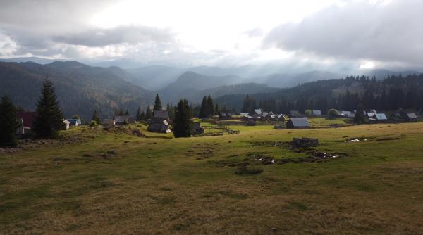 muntii apuseni pe lista cnn cu cele mai spectaculoase destinatii din europa idei geniale pentru vacanta de vara