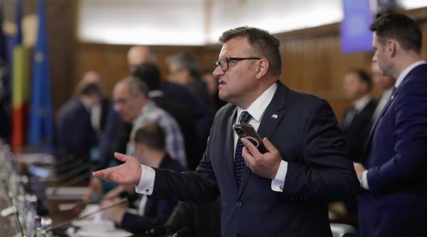 protest la ministerul muncii declic daca nu va modifica planul cu salariul minim budai se va compromite total