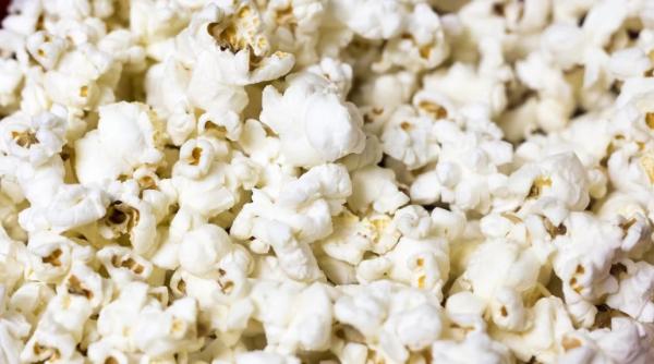 popcorn sau pufuleti raspunsul vine de la nutritionistul mihaela bilic difera si caloriile