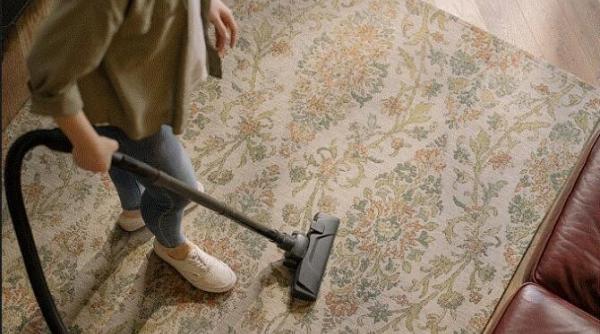 produsul ieftin care curata rapid covorul murdaria si petele dispar iar culoarea va fi mai aprinsa