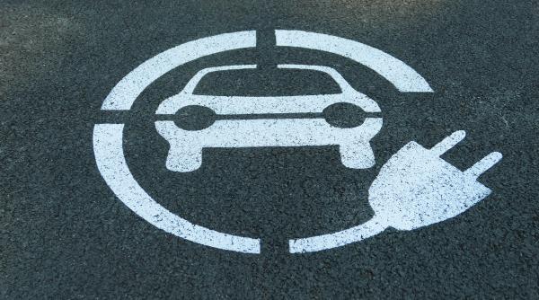 romania din nou lider european la cresterea vanzarilor de automobile electrice cu un salt de 412prc in trimestrul al doilea