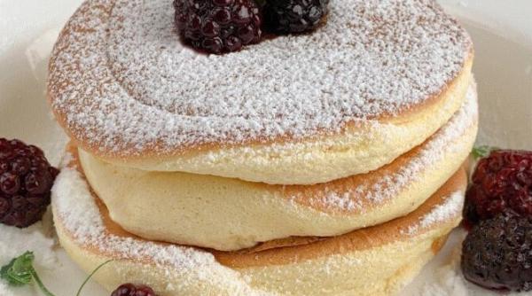 clatite olandeze un mic dejun delicios si rapid care va fi indragit de intreaga familie