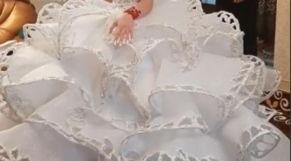 larisa mireasa care a starnit peste un milion de reactii pe tik tok cum iese pe usa in niciun caz