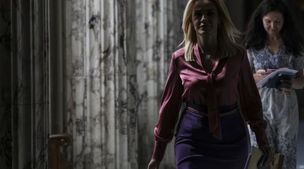 batalia primarilor care ne fac cinste roxana wring iar minte gabriela firea in locul ei orice om de bun simt ar fi ales sa taca