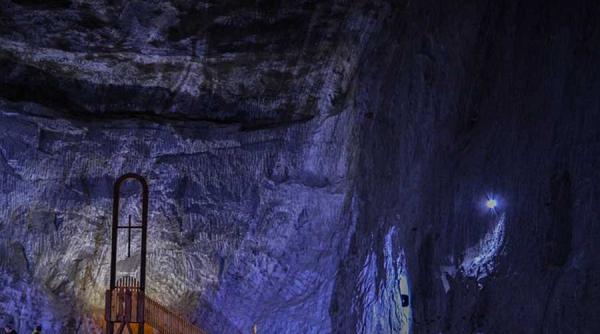 salina praid inundata 1 000 de turisti evacuati din subteran