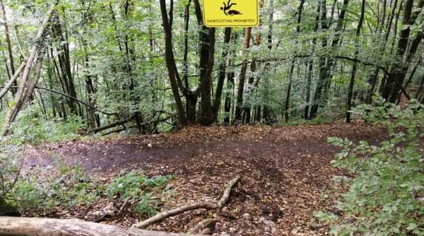 salvamontistii sfat pentru amatorii de munte scurtaturile sursa de accidentare pentru turisti