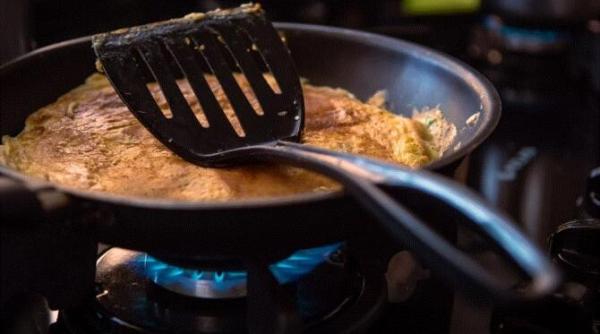 omleta inalta si pufoasa adauga acest ingredient si micul dejun e gata