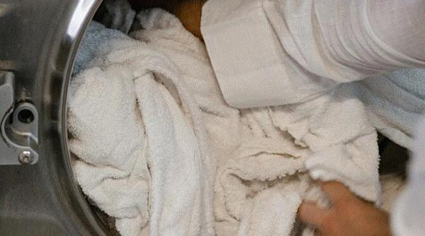 detergent ecologica facut in casa este de 4 ori mai ieftin si foarte eficient elimina rapid toate petele