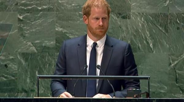 printul harry ar putea amana lansarea cartii continua sa se poticneasca asupra editarilor